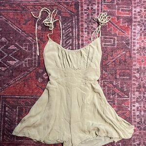 Urban Outfitters UO Cassidy Ruched Romper